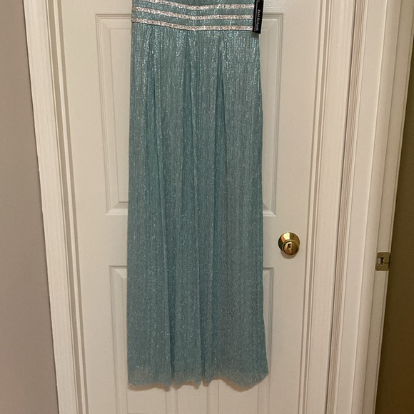 Prom dress - Picture 6 of 6